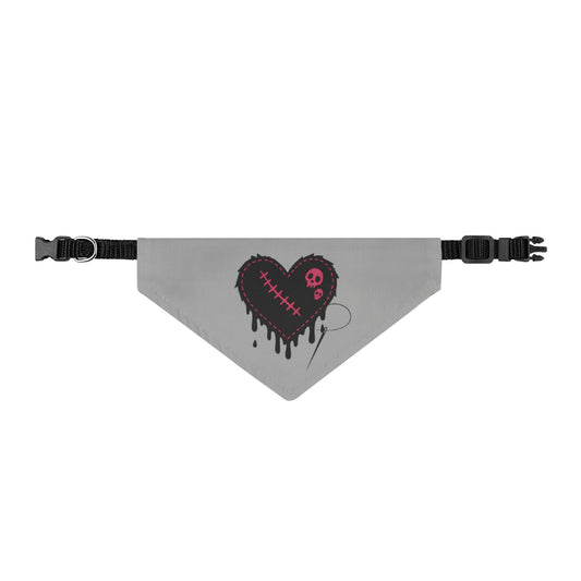 Clip-on Pet Bandana — Gothic Dripping Stitched Heart (Pink Skull)