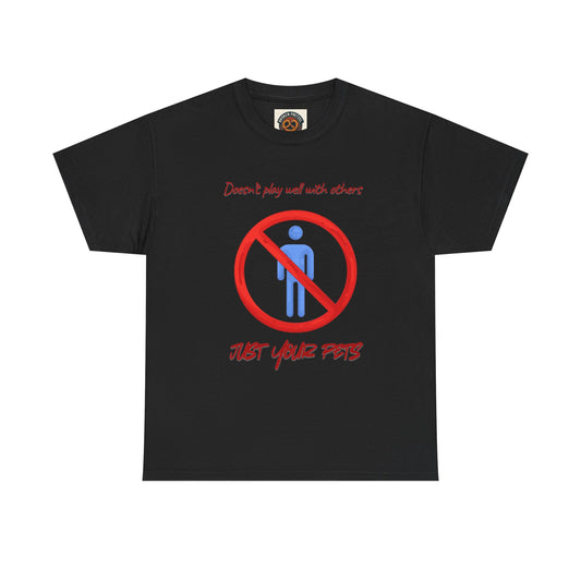 T‑Shirt — "Don’t forget your pets!" No People Icon Graphic Tee