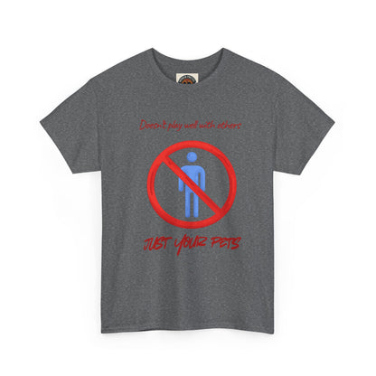 T‑Shirt — "Don’t forget your pets!" No People Icon Graphic Tee