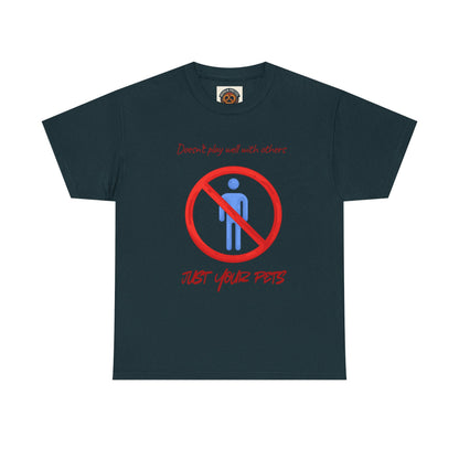 T‑Shirt — "Don’t forget your pets!" No People Icon Graphic Tee