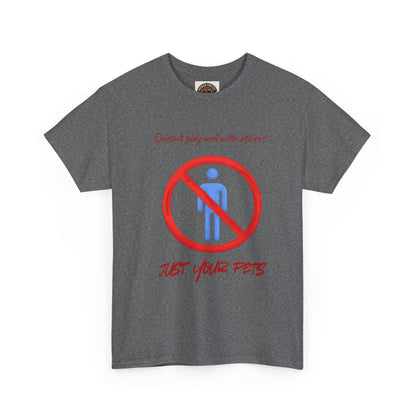 T‑Shirt — "Don’t forget your pets!" No People Icon Graphic Tee
